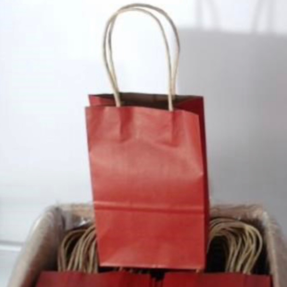 250 RED SHOPPING BAGS//PARTY BAGS//GIFT BAGS